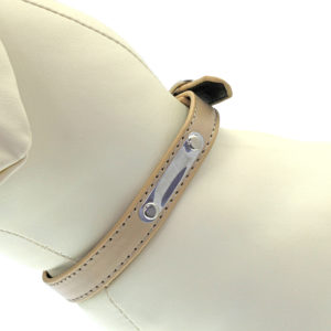 Collier avec plaque - beige